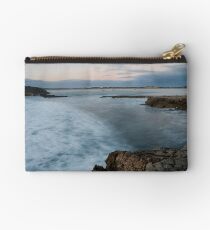 Pondalowie Bay Studio Pouch