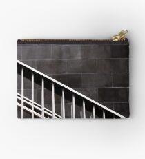 !!!!!! Railing !!!!!!! Studio Pouch