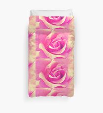 Rosenblüte - rosa - gelb - Wassertropfen - Rose - yellow - pink Bettbezug
