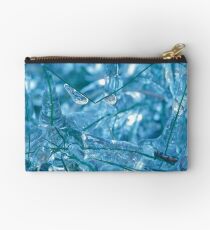 Frozen grass Studio Pouch