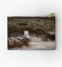 winery Studio Pouch