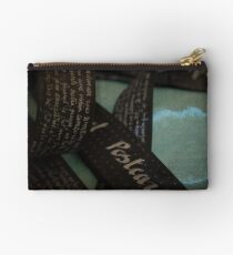 Secret Postcards Blues - feuillets noirs #1 Studio Pouch