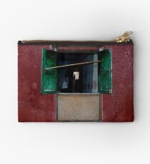 Windows Around The World 3 Studio Pouch