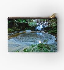 Somersby.25-6-11. Studio Pouch