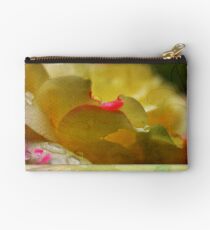Edges Studio Pouch