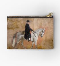 Lusitano Studio Pouch