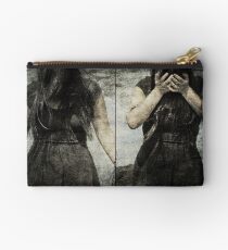 Realisation Studio Pouch