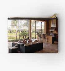 Outdoor Dining Studio Pouch