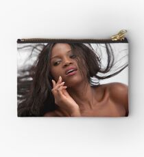 Evie Studio Pouch