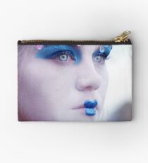 Dull Beauty Studio Pouch