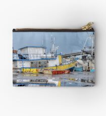 Rainy day at Potter's Cay in Nassau, The Bahamas Studio Pouch