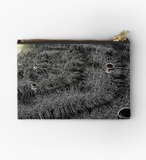 Attraction Studio Pouch