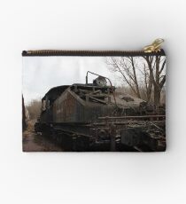 Consumers Company #701 Studio Pouch