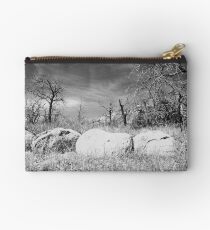 Dramatic Studio Pouch