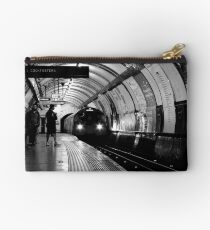 London - The Piccadilly Line, Earl's Court Studio Pouch