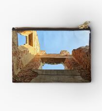 Roofless Building Studio Pouch