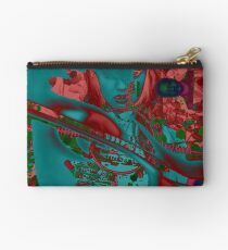 4 Studio Pouch