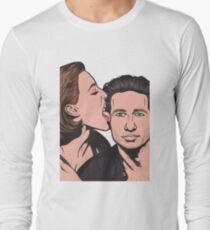 Mulder and Scully X Files Long Sleeve T-Shirt