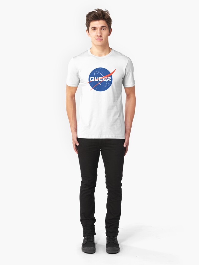 Alternative Ansicht von Queer - Nasa inspiriertes Logo Slim Fit T-Shirt
