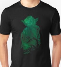 Kraft und Weisheit Slim Fit T-Shirt