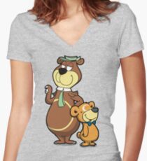Picnic Basket Duo Women's Fitted V-Neck T-Shirt