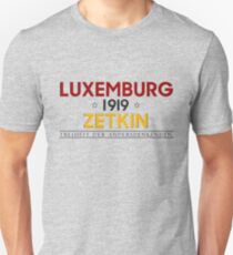 Rosa Luxemburg - Clara Zetkin - 1919 Slim Fit T-Shirt