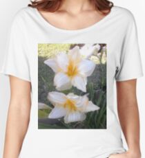 Two Lillies Women's Relaxed Fit T-Shirt