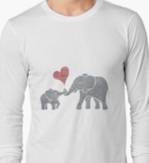 Elephant Hugs Langarmshirt