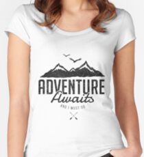 ADVENTURE AWAITS Women's Fitted Scoop T-Shirt
