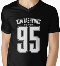 BTS V KIM TAEHYUNG 95 Men's V-Neck T-Shirt