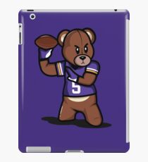 VICTRS - Teddy Footballâ„¢ iPad Case/Skin
