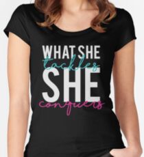 Was sie anpackt, sie erobert Tailliertes Rundhals-Shirt