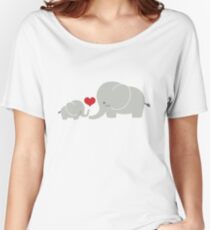 Baby and parent elephant with heart Loose Fit T-Shirt