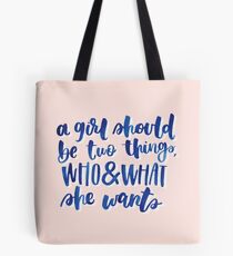 Feministische Coco Chanel Zitat Tasche