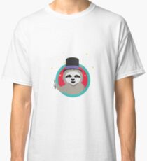Magican Sloth with wand Classic T-Shirt