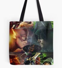 FLASH VS ARROW Tote Bag