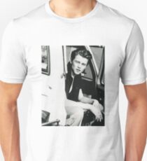 Leo DiCaprio - 90's Unisex T-Shirt