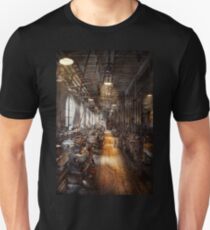 Machinist - Welcome to the workshop Unisex T-Shirt