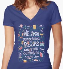 Lose ourselves in books Women's Fitted V-Neck T-Shirt