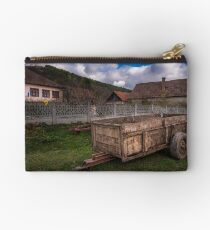Rural scene Studio Pouch