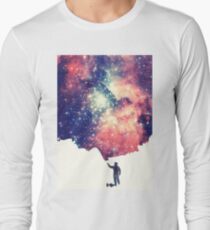 Painting the universe (Colorful Negative Space Art) Long Sleeve T-Shirt