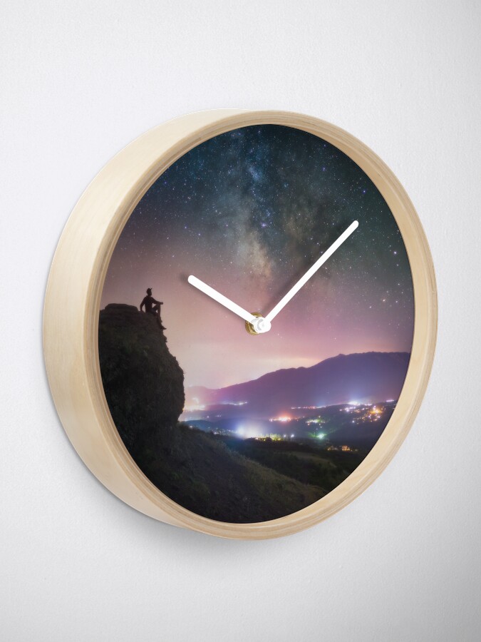 Alternate view of Night away from the city Clock