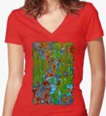 Rustic Metal Peeling Paint - Beauty in Decay Women's Fitted V-Neck T-Shirt