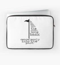 The Great Gastby - So we beat on... Laptop Sleeve
