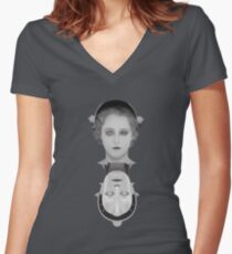 Metropolis Women's Fitted V-Neck T-Shirt