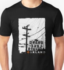 O A K L A N D Unisex T-Shirt