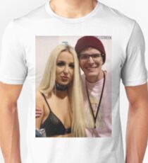 Tana Mongeau and iDubbbztv Meeting Meme Unisex T-Shirt