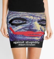 Minifalda Albert Einstein: T-Shirts | Redbubble There is no vaccine against stupidity
