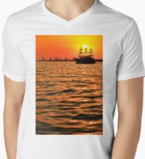 Boating Men's V-Neck T-Shirt
