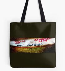Savannah Live Tote Bag